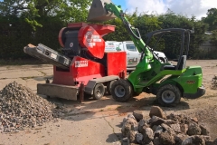 Red rhino 3000/5000 crusher + avant loader
